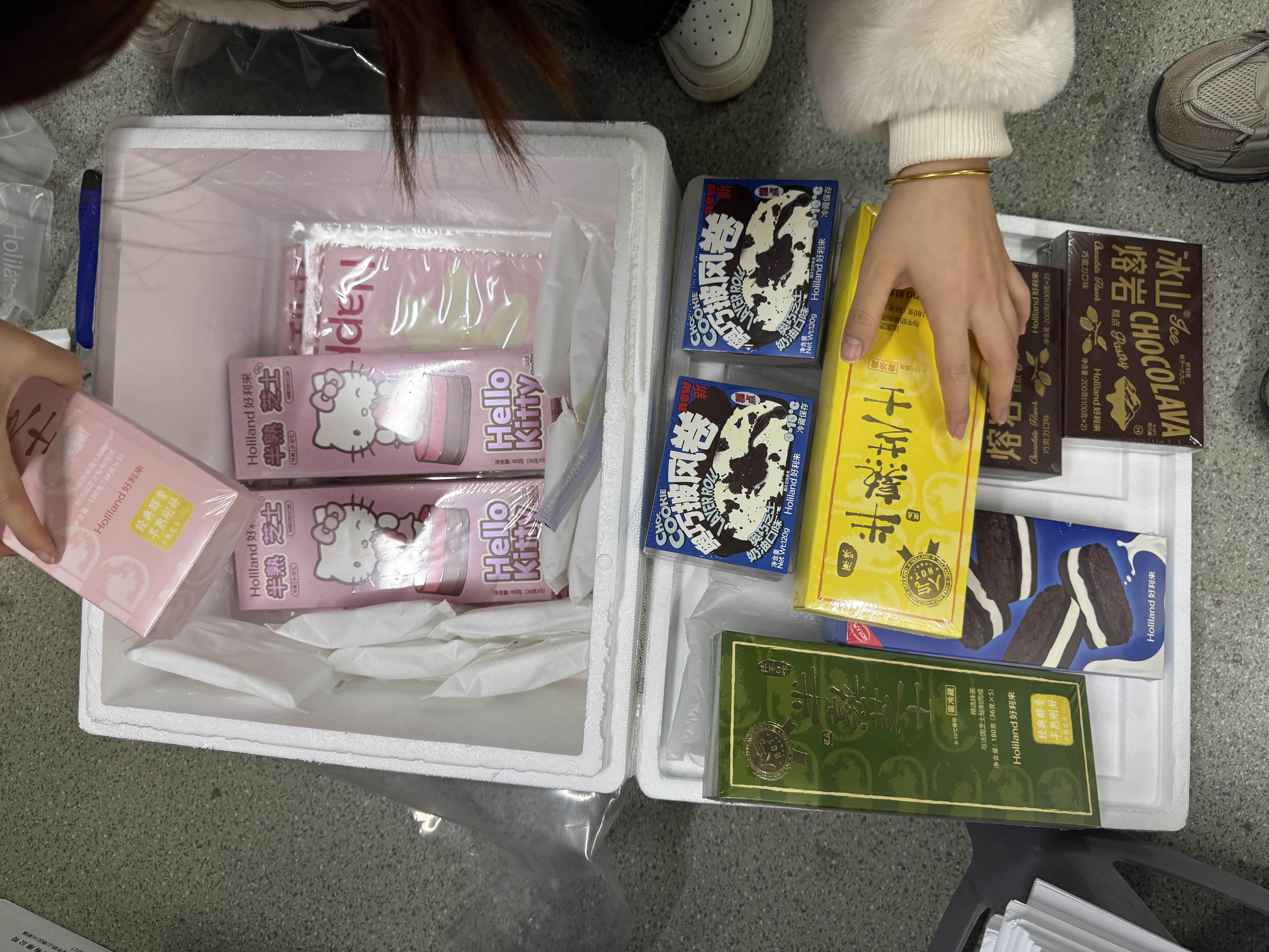 好利来奥巧半熟芝士1盒+奥巧披风卷1盒组合零食糕点蛋糕源头直发包邮 实拍图