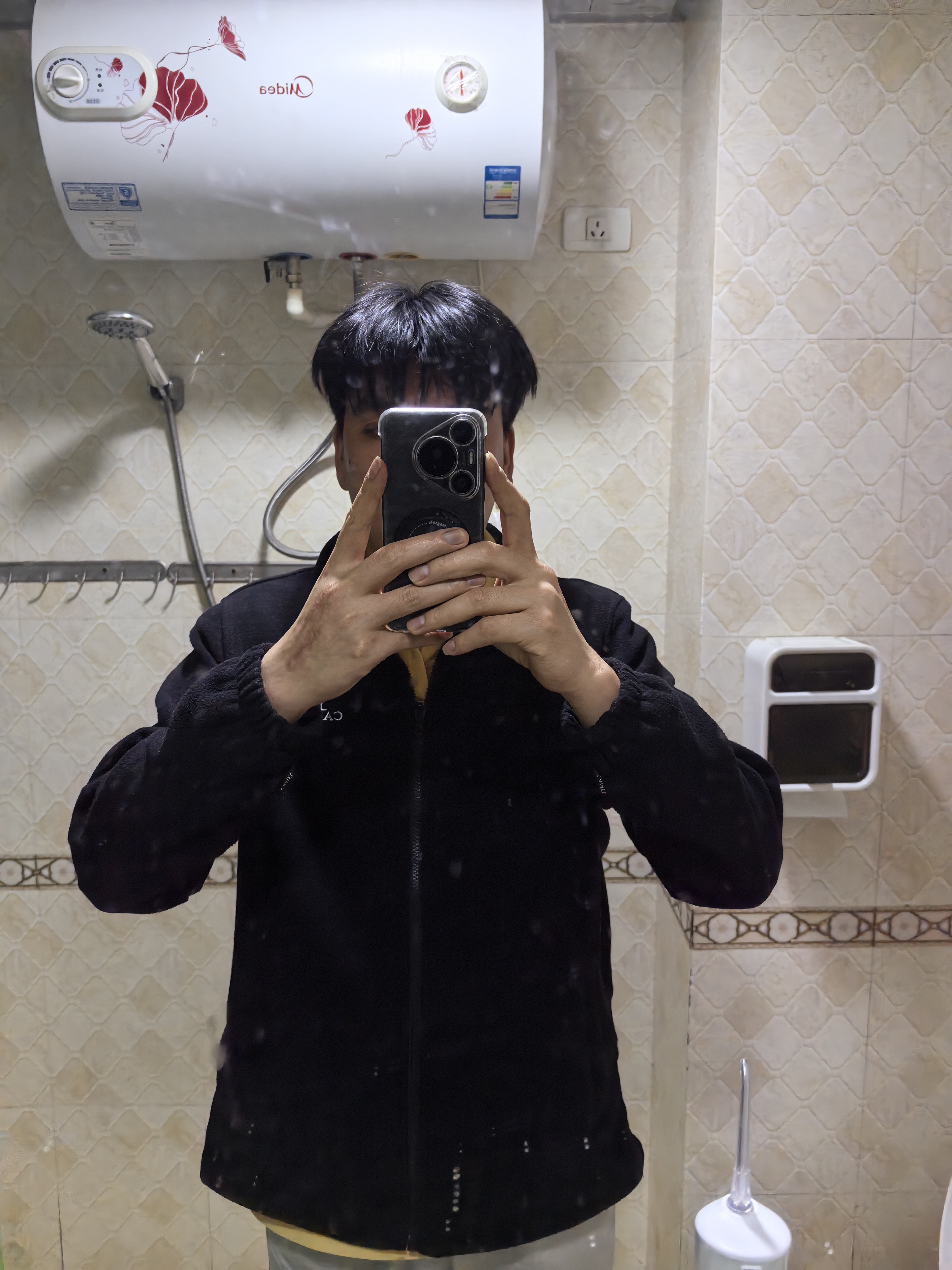 毕亚兹适用三合一数据线5A伸缩线6A快充100W一拖三苹果iPhone17/16e/15/14华为荣耀小米Type-C手机充电线 实拍图