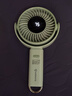 艾美特（AIRMATE）小风扇手持风扇折叠桌面办公室安静轻音家用壁挂100档便携式充电芭蕉扇节能户外超长续航电扇FREE8 实拍图