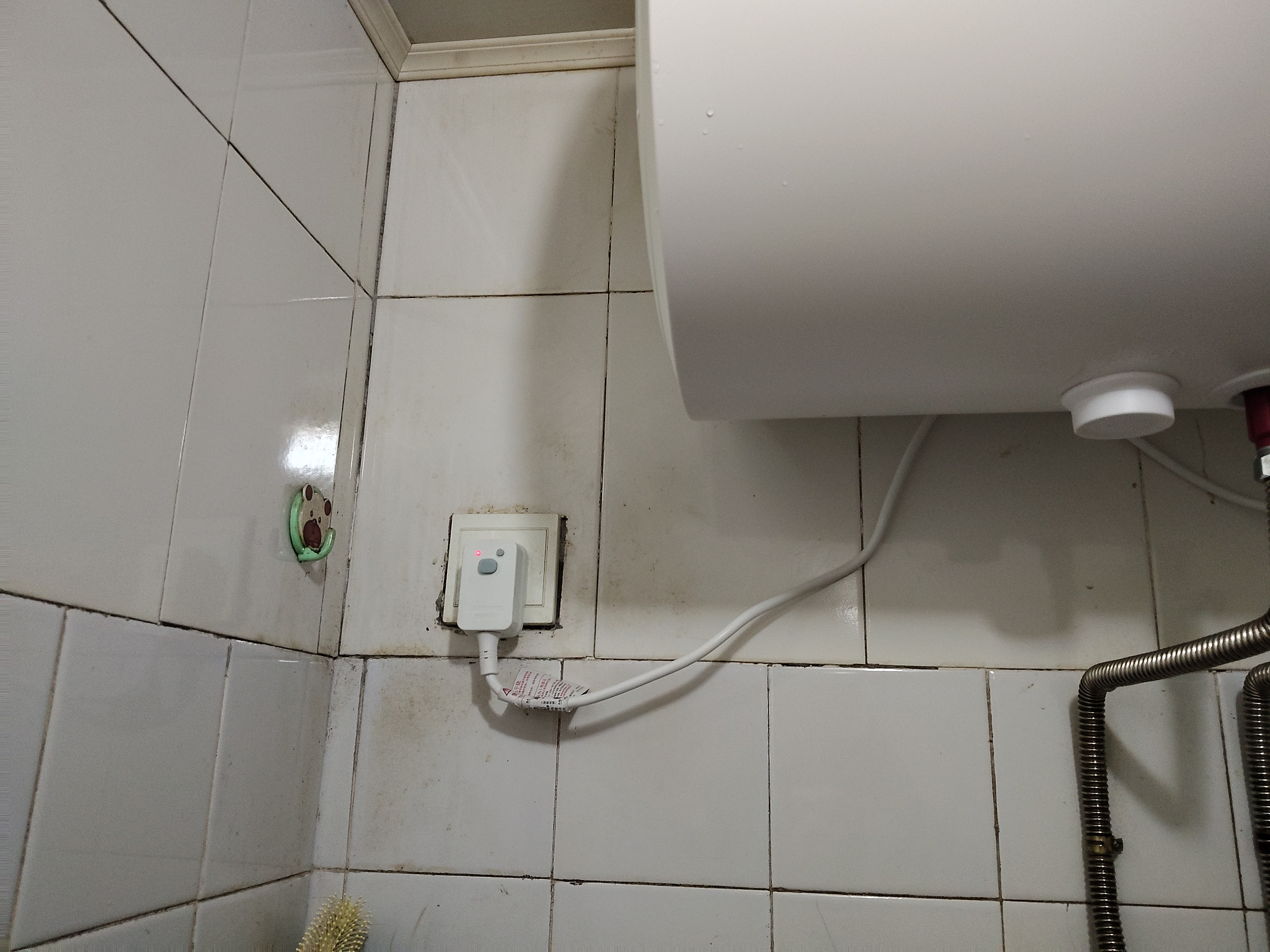 万和【小白云T4】60升2200W速热节能出租屋小型专利防电墙保护短巧易安装家用储水式电热水器 实拍图