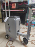 爱尔威（Airwheel）电动行李箱可骑行智能拉杆登机箱可坐可代步20英寸 SX豪华版一银 实拍图