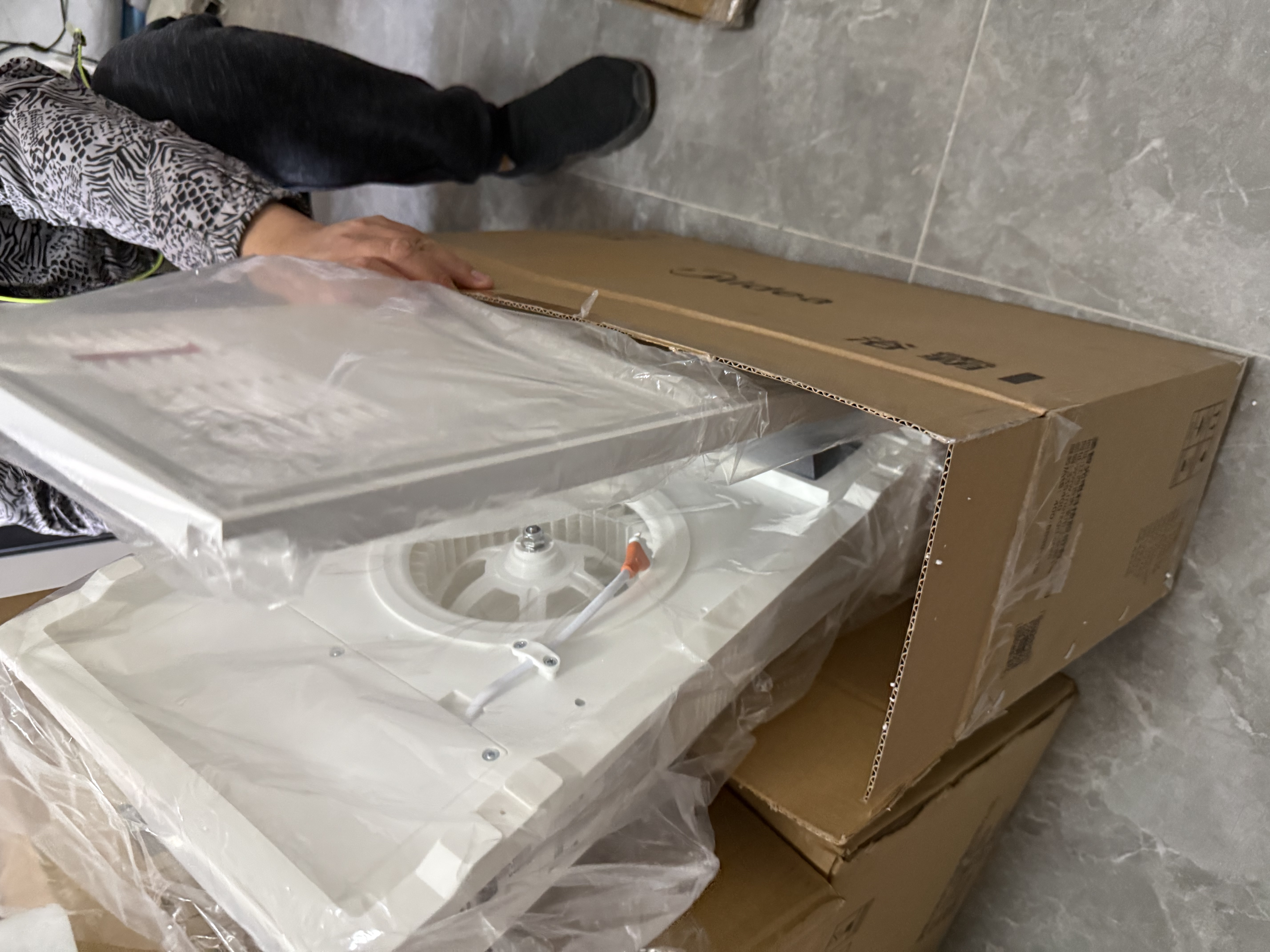 美的（Midea）铝扣板集成吊顶300*300卫生间厨房龙骨吊顶扣板材料全套免费送装 【大套装】8㎡+GP11浴霸+长灯 实拍图