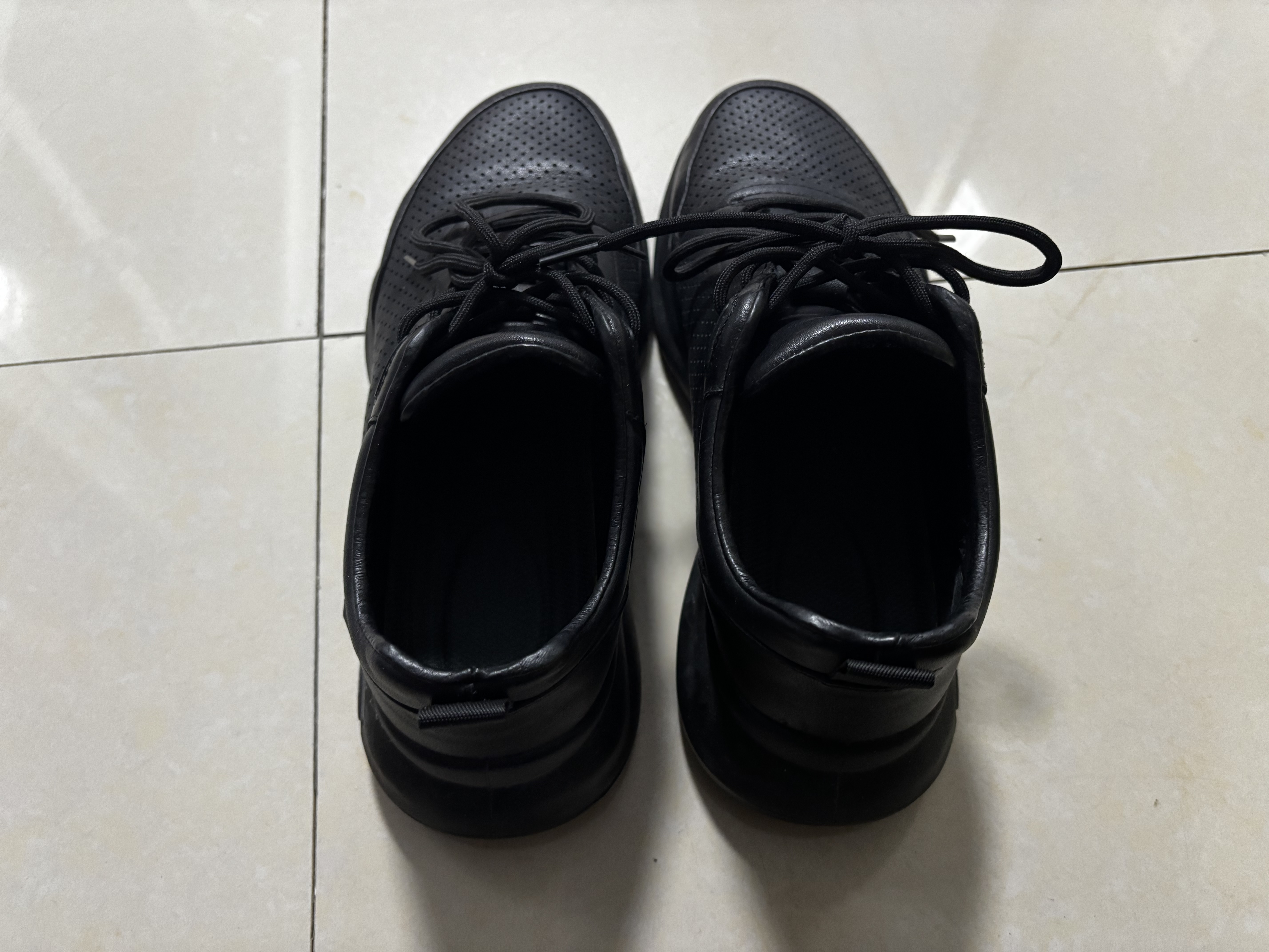 强人商务休闲鞋男镂空透气头层牛皮时尚运动皮鞋 JD351369 黑色 41 实拍图