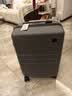 京东京造无界行李箱20英寸德国科思创PC大容量轻便可登机旅行箱 石墨灰 实拍图