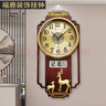 康巴丝（Compas）新中式轻奢日历挂钟2025新款家用时尚时钟客厅钟表挂墙高档大气 福鹿红木纹（石英机芯） 实拍图