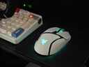 雷蛇（Razer）巴塞利斯蛇V3专业版无线鼠标  人体工学设计 RGB幻彩灯效鼠标 吃鸡/LOL/CS GO游戏 白色 实拍图