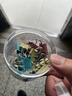 齐心【热门商品】40只19mm彩色长尾夹燕尾夹5#小号金属夹票据文件夹子 文具办公用品 40只/筒EB455 实拍图