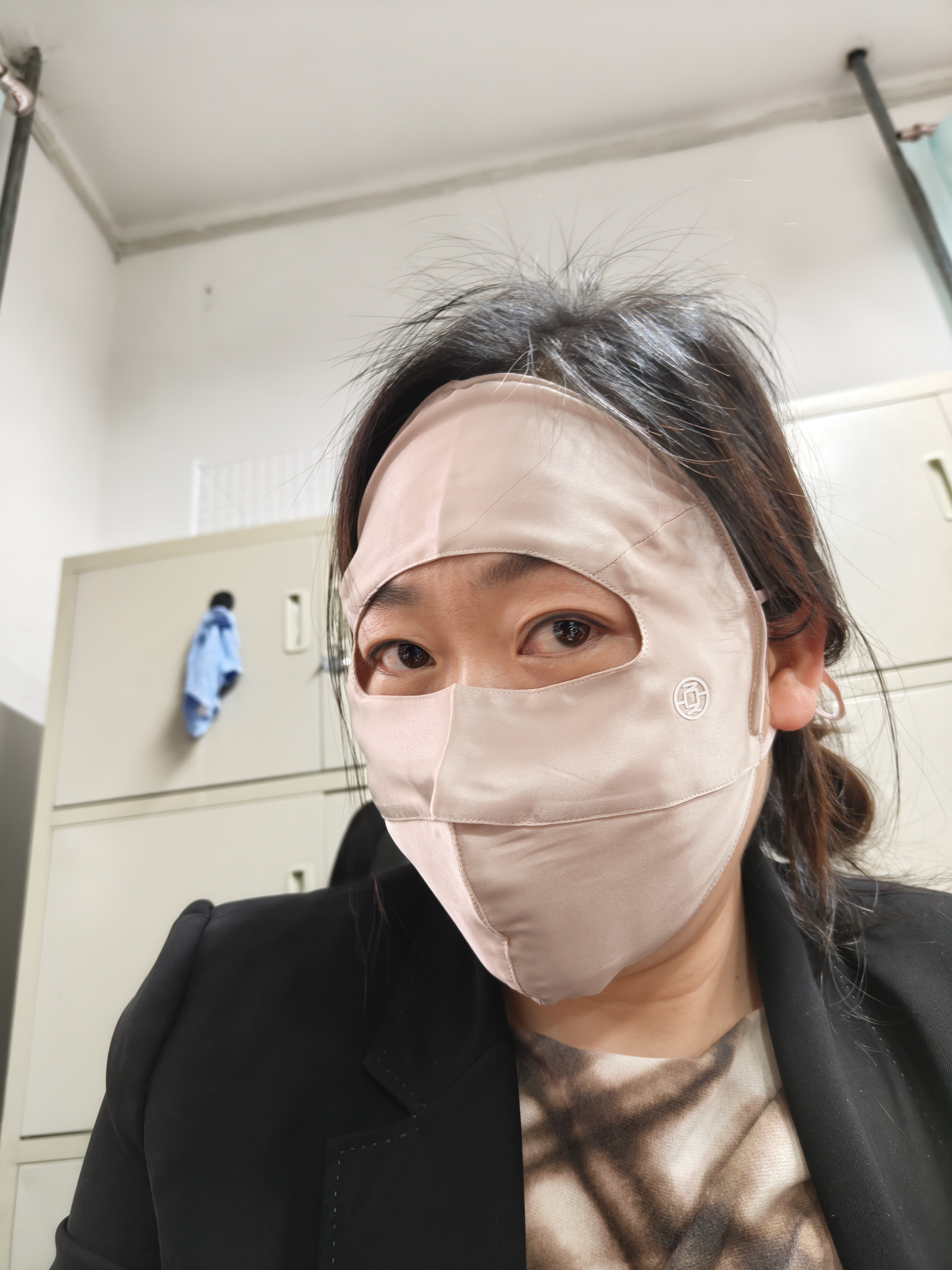 夏秦100%真丝防晒面罩全脸口罩桑蚕丝透气脸基尼防紫外线口罩女春夏 【丝雾咖】真丝16姆米防晒面罩 实拍图