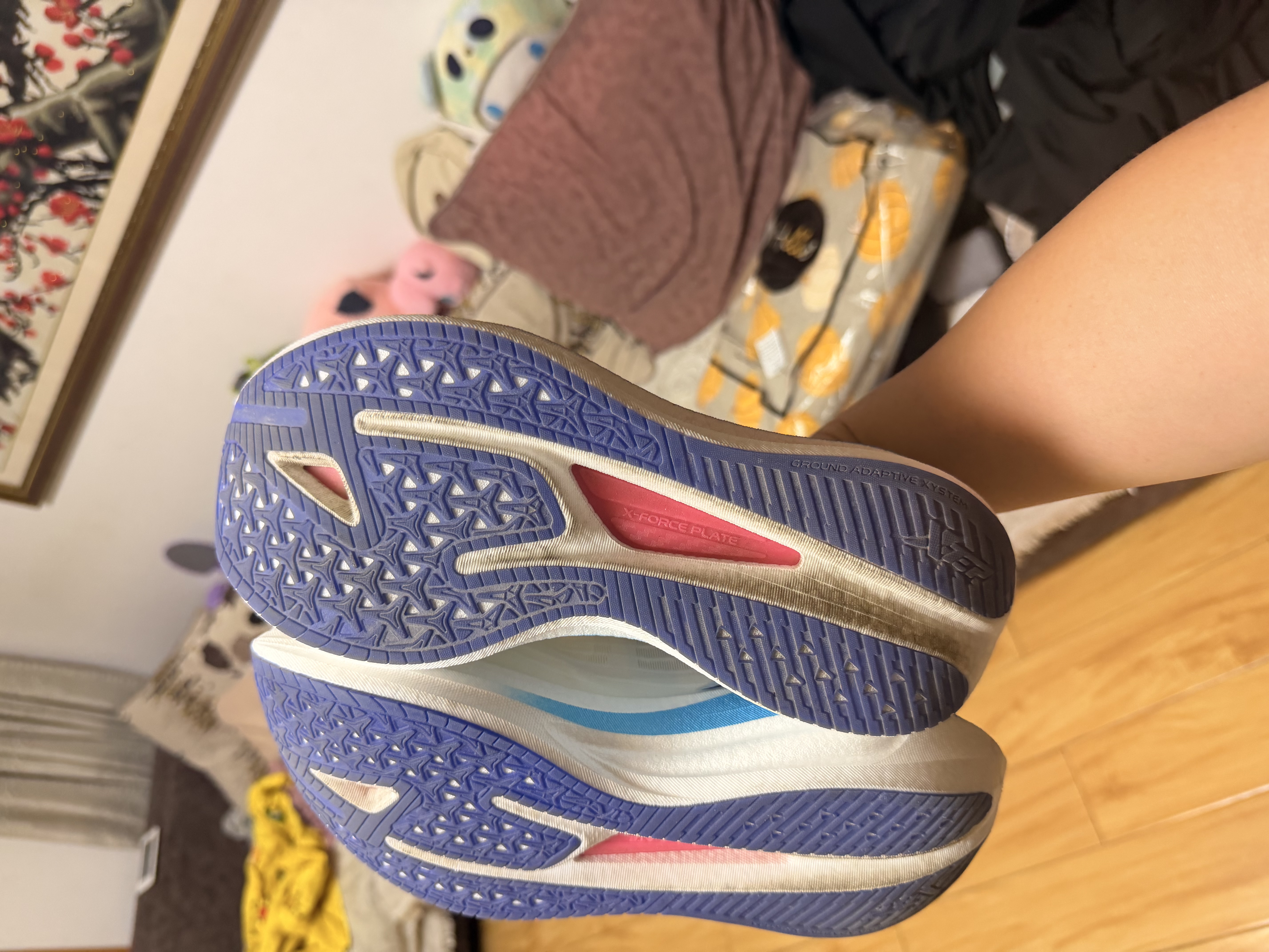 特步一体成型五代跑步鞋运动鞋夏季新款轻便减震网面透气体考男鞋跑鞋 实拍图