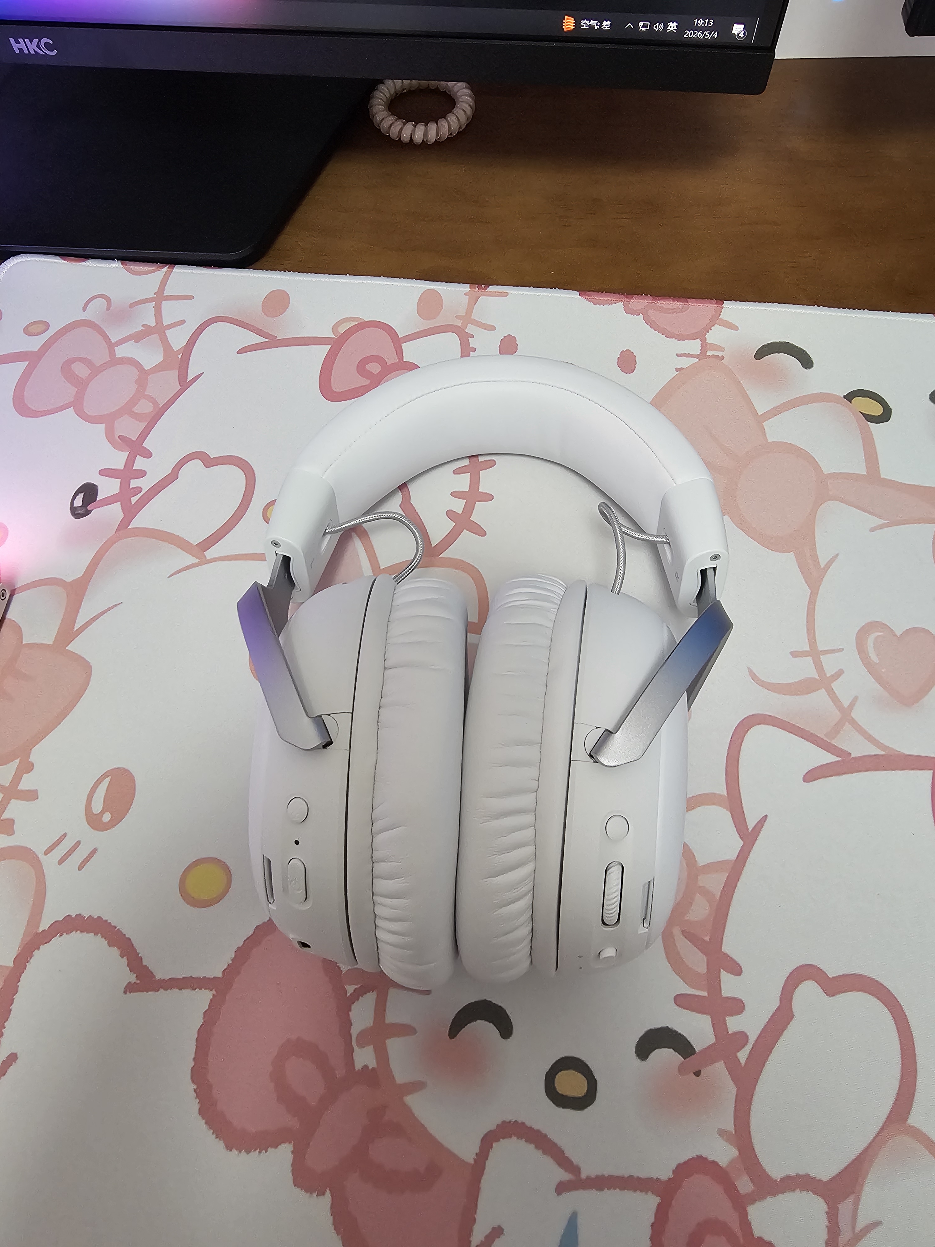 极度未知（HYPERX）飓风3游戏耳机头戴式DW12E降噪麦克风DTS畅玩FPS吃鸡三角洲电竞游戏耳机头戴式耳机电竞游戏耳机 飓风3S无线加强版 冰霜白【200小时长续航】 实拍图