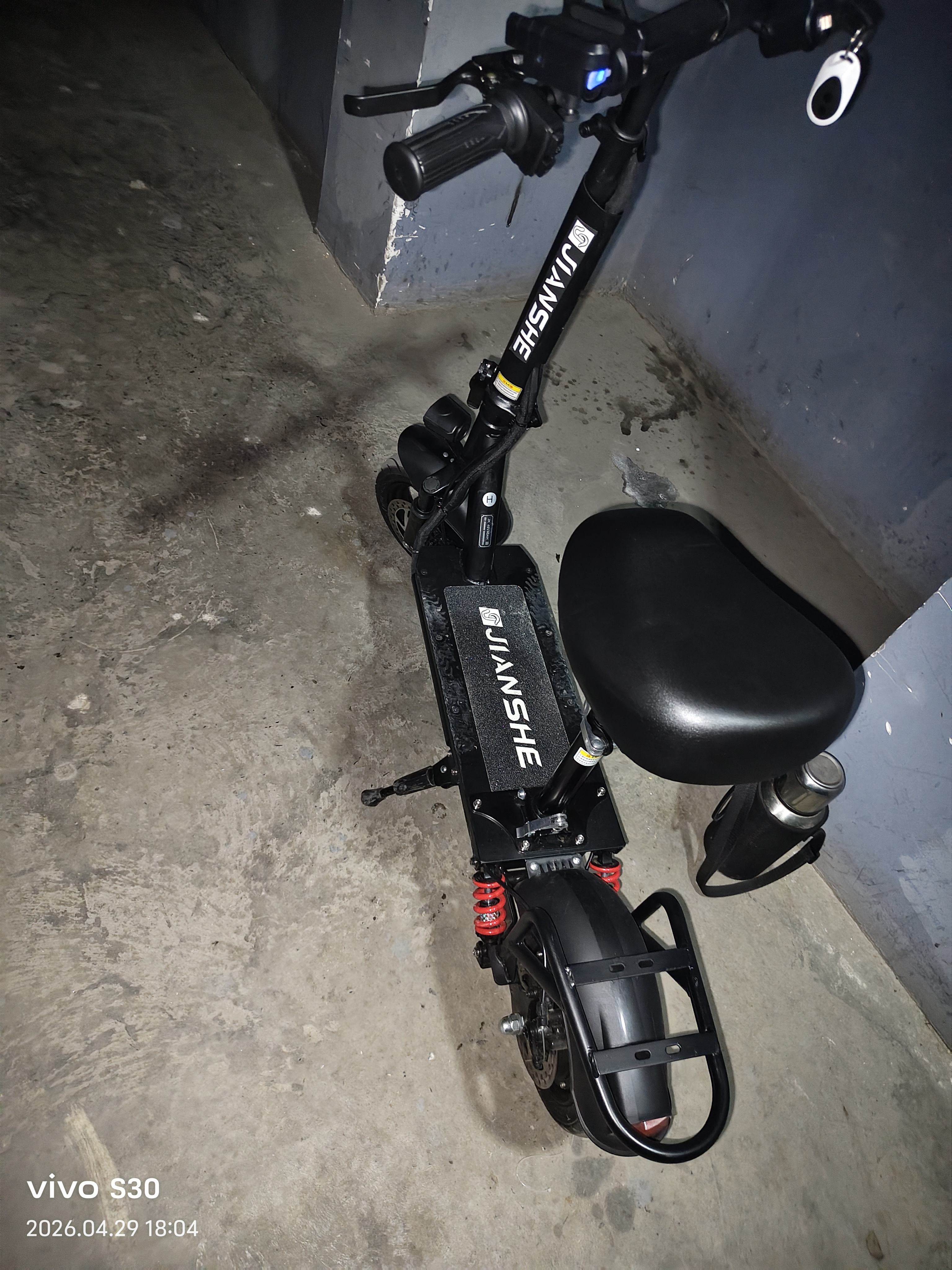 建设电动滑板车成人可折叠两轮小型便携代驾折叠滑板车迷你踏板车锂电池学生代步车 48V铝奢版-1500W-140公里-带座-送AI遥控 实拍图
