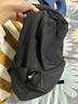 京东京造轻量小背包10L升级版2.0 双肩男女学生书包运动旅行 炭黑 实拍图