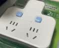公牛（BULL）插座扩展器一转多/一转二插座/转换插头/转换器/插排/插线板 适用卧室、厨房  2位分控 蓝白 实拍图
