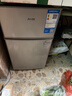奥克斯小冰箱家用小型迷你冷藏冷冻两用出租房宿舍用节能省电寝室办公室电冰箱 【净化去味】126银色【高效保鲜 铜管速冷】22L 实拍图
