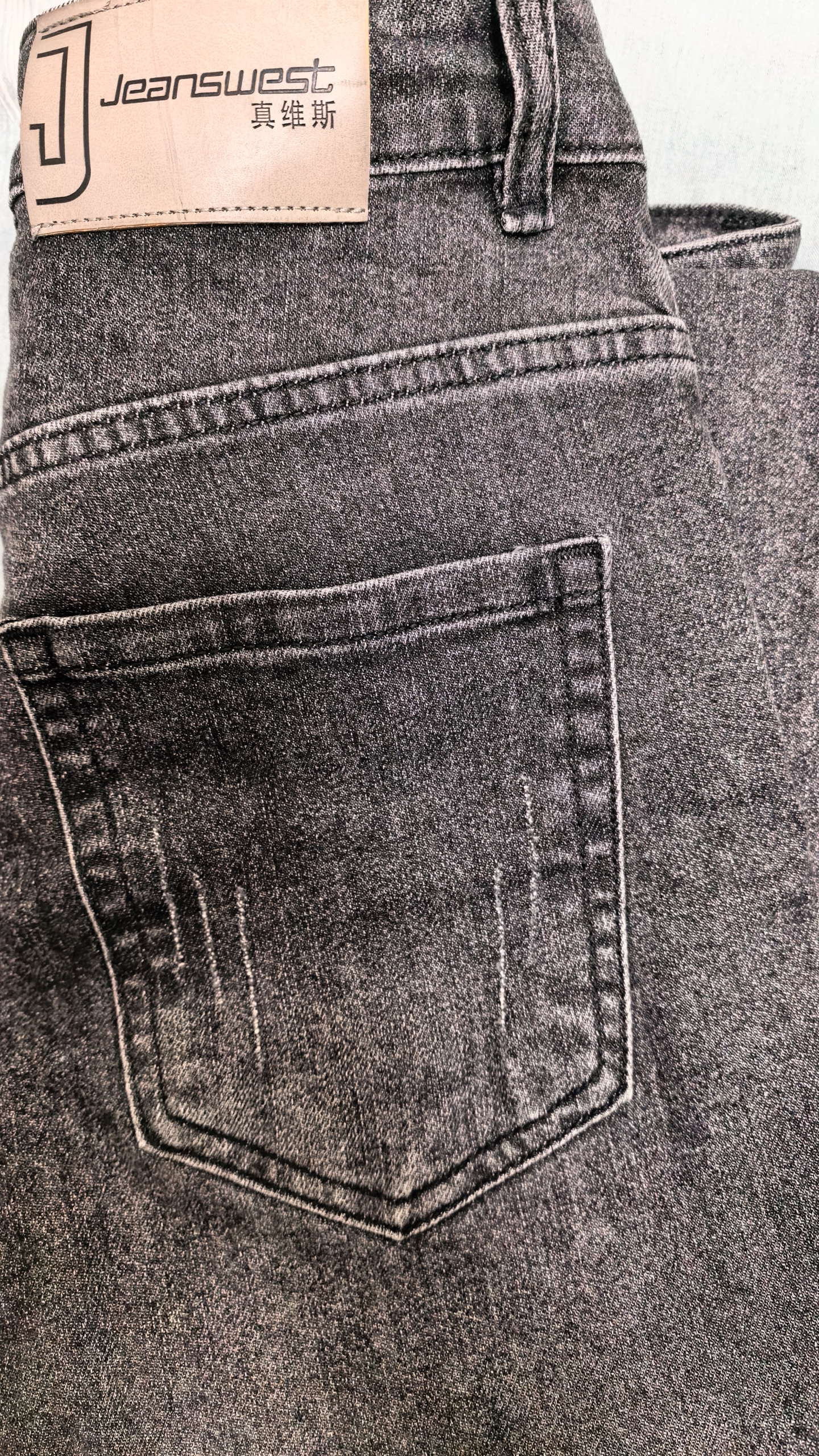 真维斯（Jeanswest）牛仔裤男春夏季薄款2026新款天丝舒适修身直筒高端潮牌休闲裤子男 黑灰+深蓝【棉弹常规组合】 30 码(2尺3) 【建议110-120斤】 实拍图