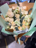 领香鲜花速递香槟玫瑰花束表白送女友老婆生日礼物全国同城配送 33朵香槟玫瑰花束—女神款 实拍图