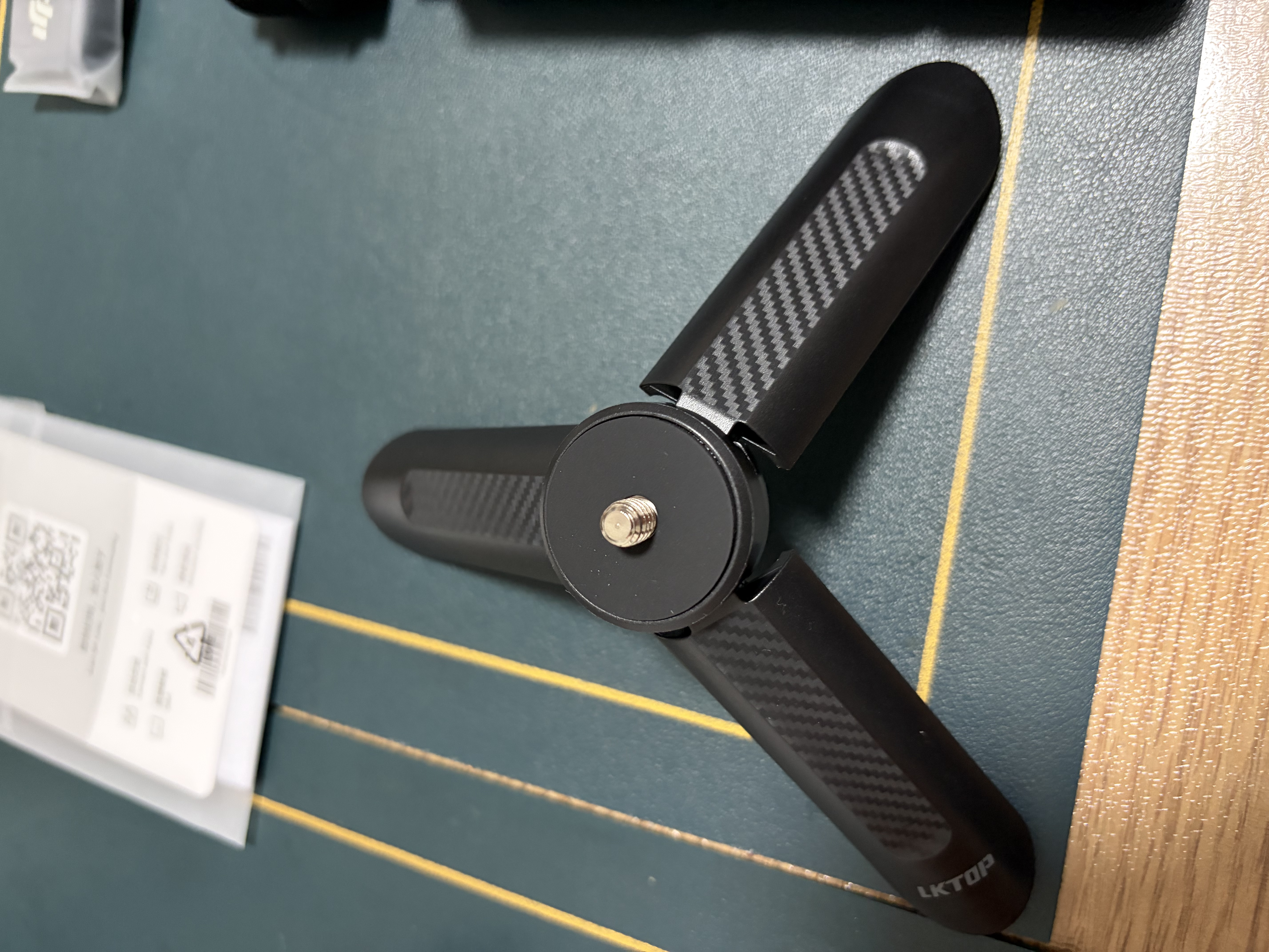 LKTOP【3C认证可登机】立可拓适用大疆Pocket4/3/4P/Pro续航手柄5000mAh大容量充电手柄延长手柄配件 手持三脚支架 实拍图