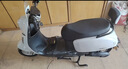 绿源（Luyuan）电动摩托车M7U74公里长续航国民好车60V5块铅酸电池大动力1000W电机电瓶车代步通勤云影灰 实拍图