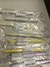 uni三菱 UMN-155NC按动中性笔 0.5mm学生考试用笔（替芯UMR-85N）银白杆黑芯 单支装 实拍图