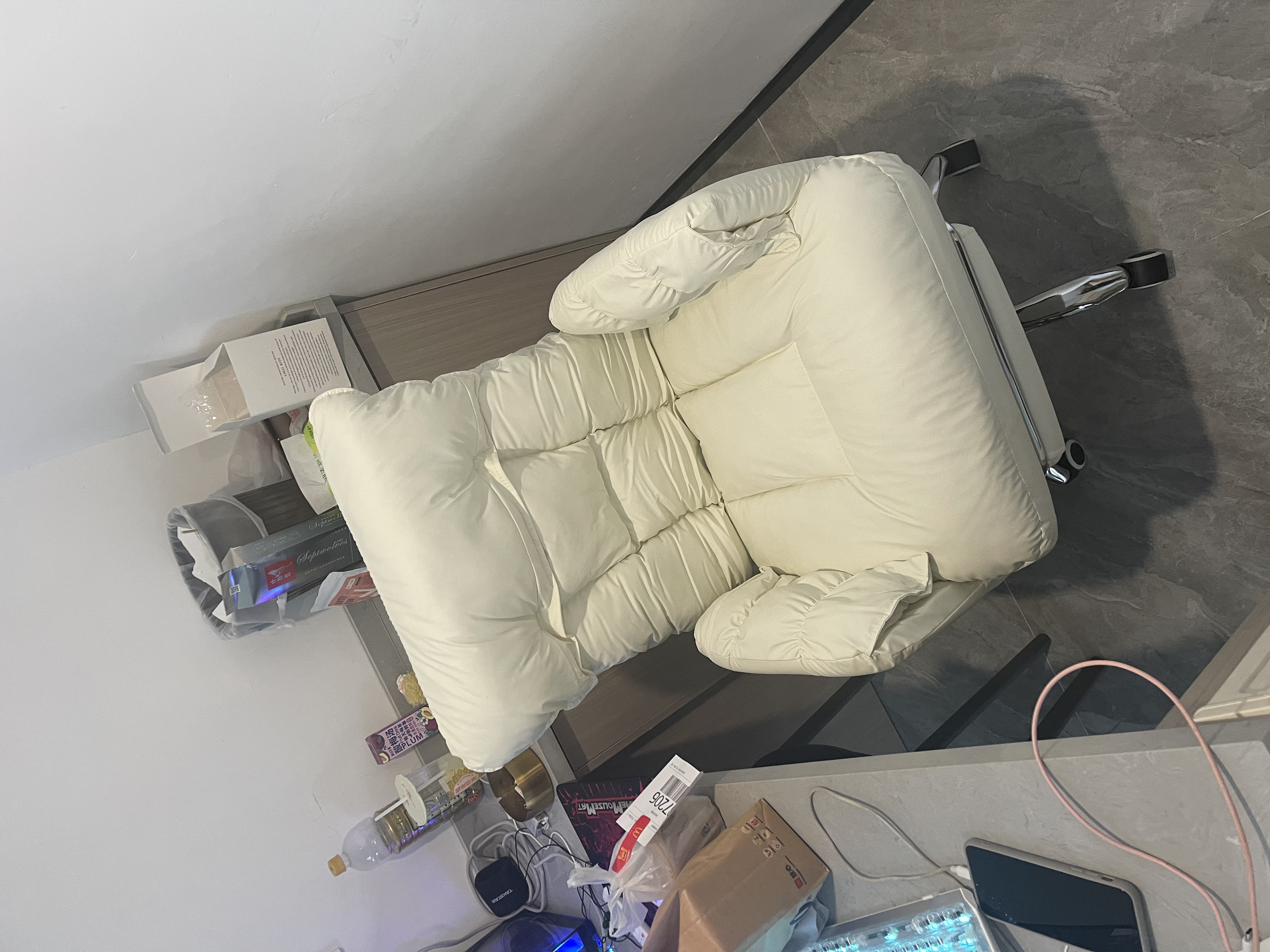 华恺之星电脑沙发椅可躺家用办公椅舒适久坐懒人沙发椅电竞靠背椅XKY102 【爆款主推】米白 带脚托 猫爪皮 155-180度(含) 固定扶手 实拍图