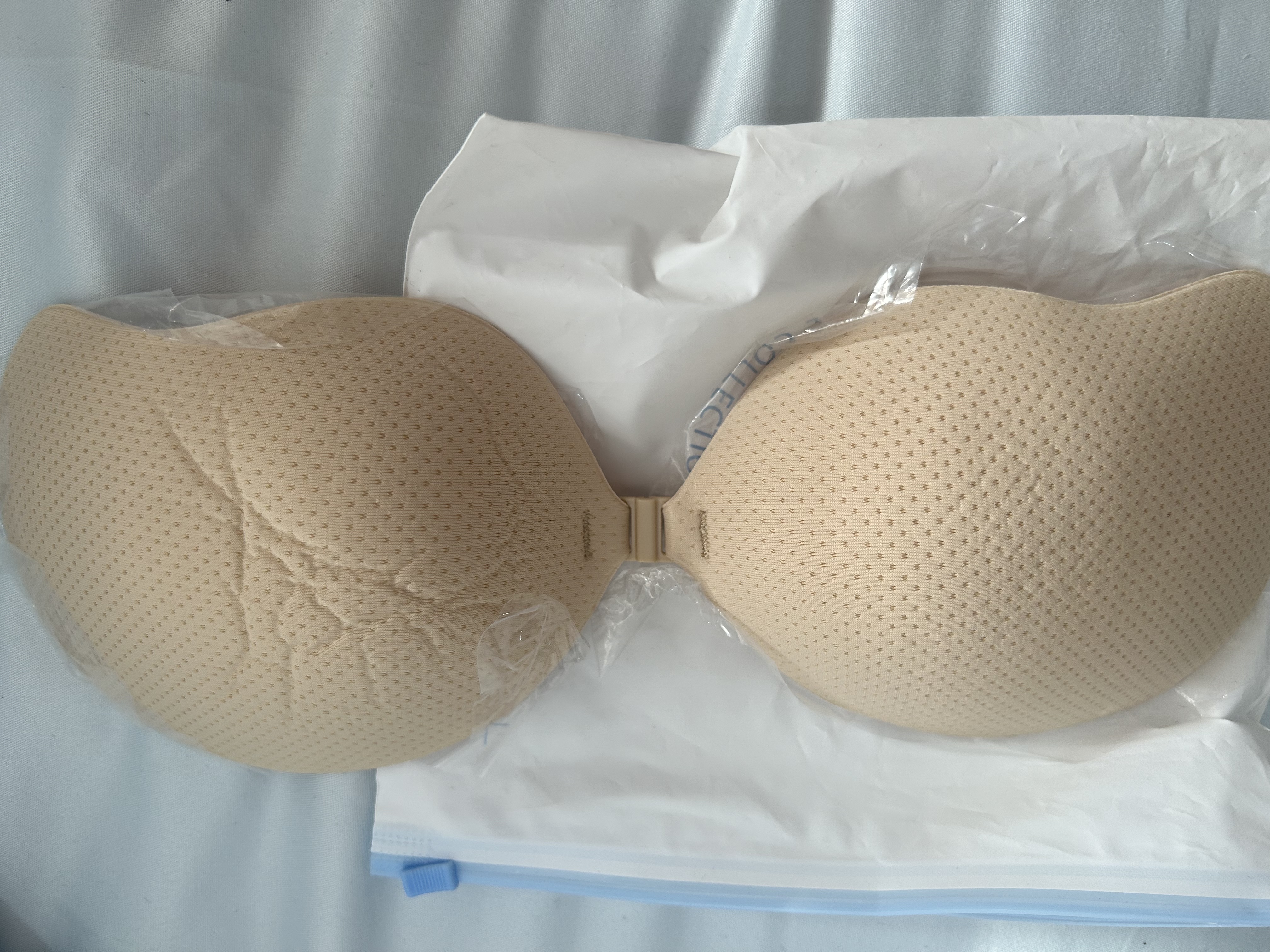 SecretWorld胸贴女士婚纱专用文胸加厚聚拢芒果杯乳贴小胸显大拍写真隐形内衣 实拍图