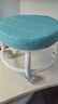 【京喜甄选】椅子万向轮美缝凳子带轮旋转擦地矮凳美甲修脚凳滑轮 儿童凳-藏蓝色款 实拍图
