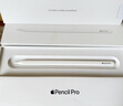 Apple/苹果 Pencil Pro 磁吸触控笔手写笔苹果笔电容笔书写绘画ipad笔 适用于iPad Pro/Air/mini机型 实拍图