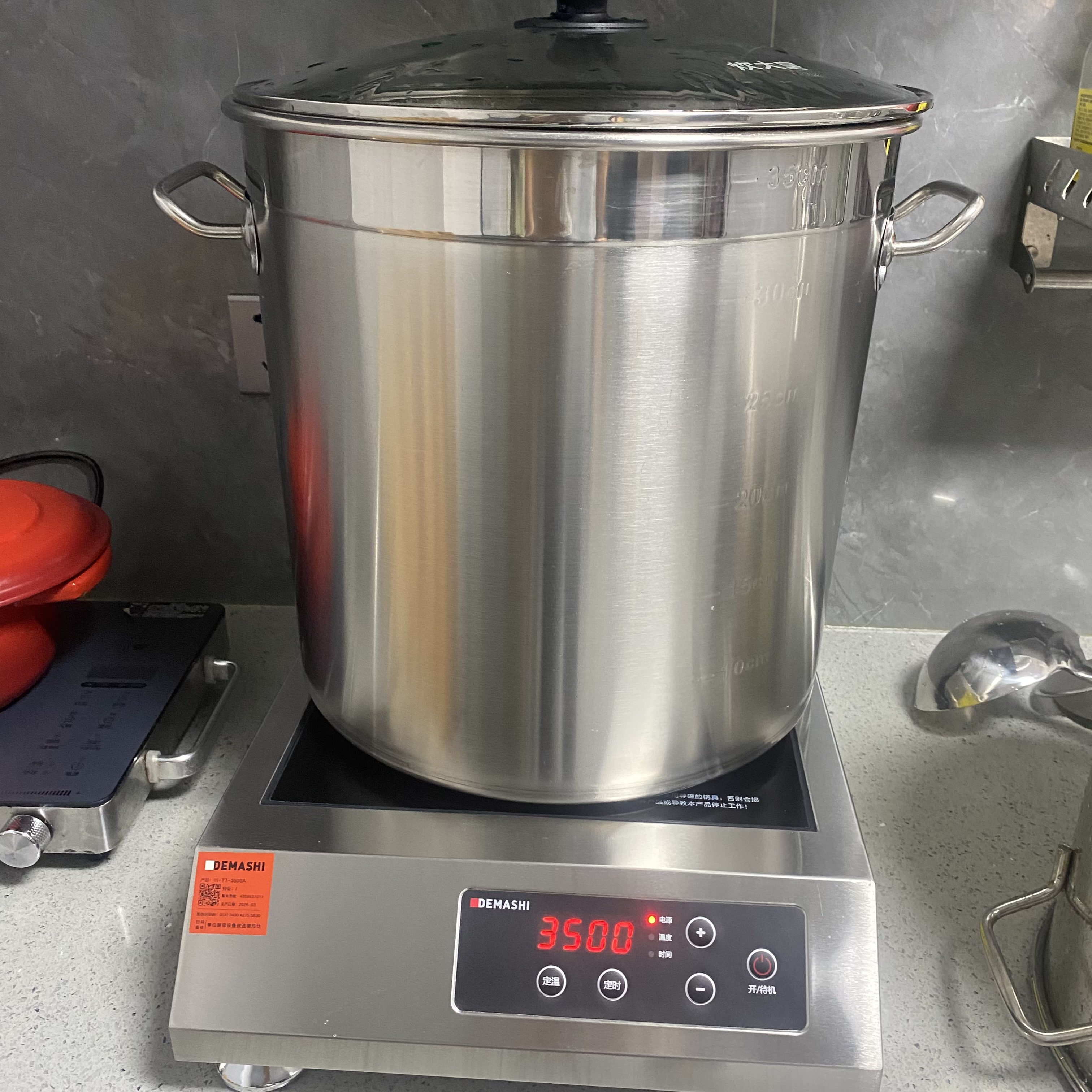 德玛仕（DEMASHI）商用电磁炉大功率3500w大电磁炉炒菜电池炉电磁灶大锅灶炒菜电炒炉火锅【全铜线圈】 全钢加厚【3500W平面】TT-3500A 实拍图