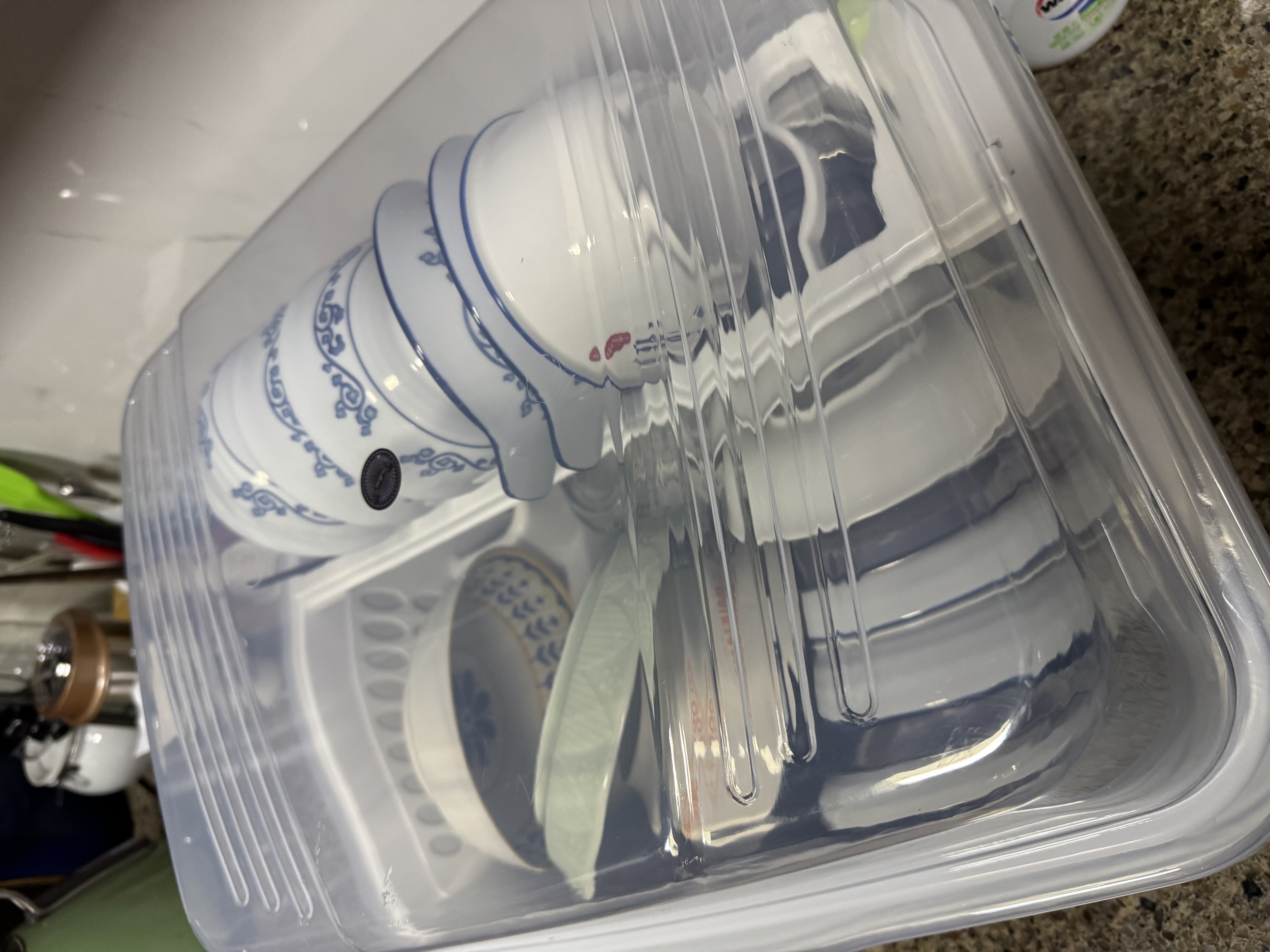 品彩装碗筷收纳盒特大碗柜塑料带盖厨房放碗碟沥水架餐具收纳箱置物架 大号灰白色（升级送碗架） 实拍图