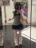 诗丹蕊初夏独特漂亮掐腰碎花吊带连衣裙子女装夏季2026新款穿搭短裙套装 碎花裙+灰色两件套 均码 【可备注码数】 实拍图
