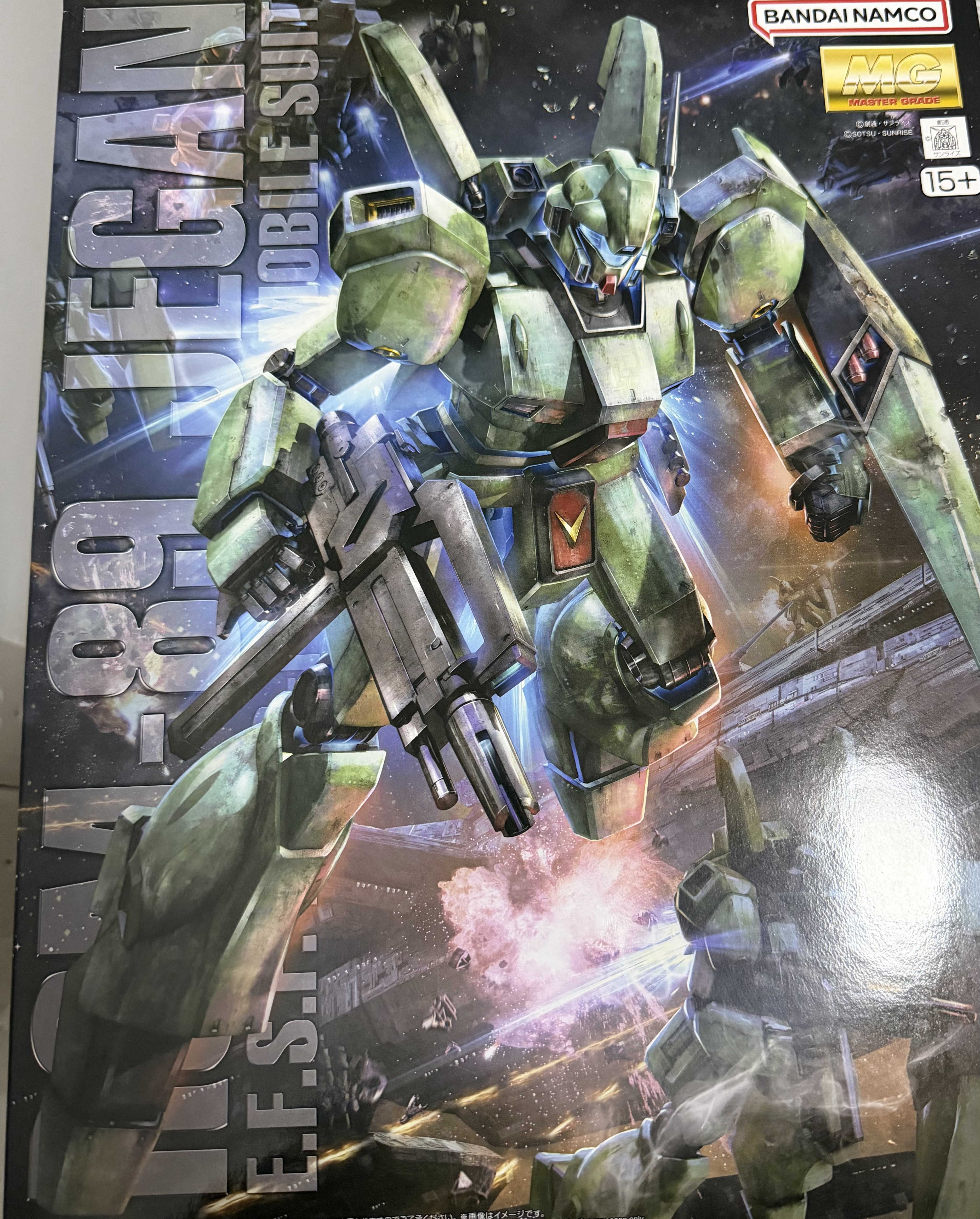 万代（BANDAI）MG 1/100 RGM-89 杰钢 杰刚 Jegan 逆袭的夏亚 拼装模型 实拍图