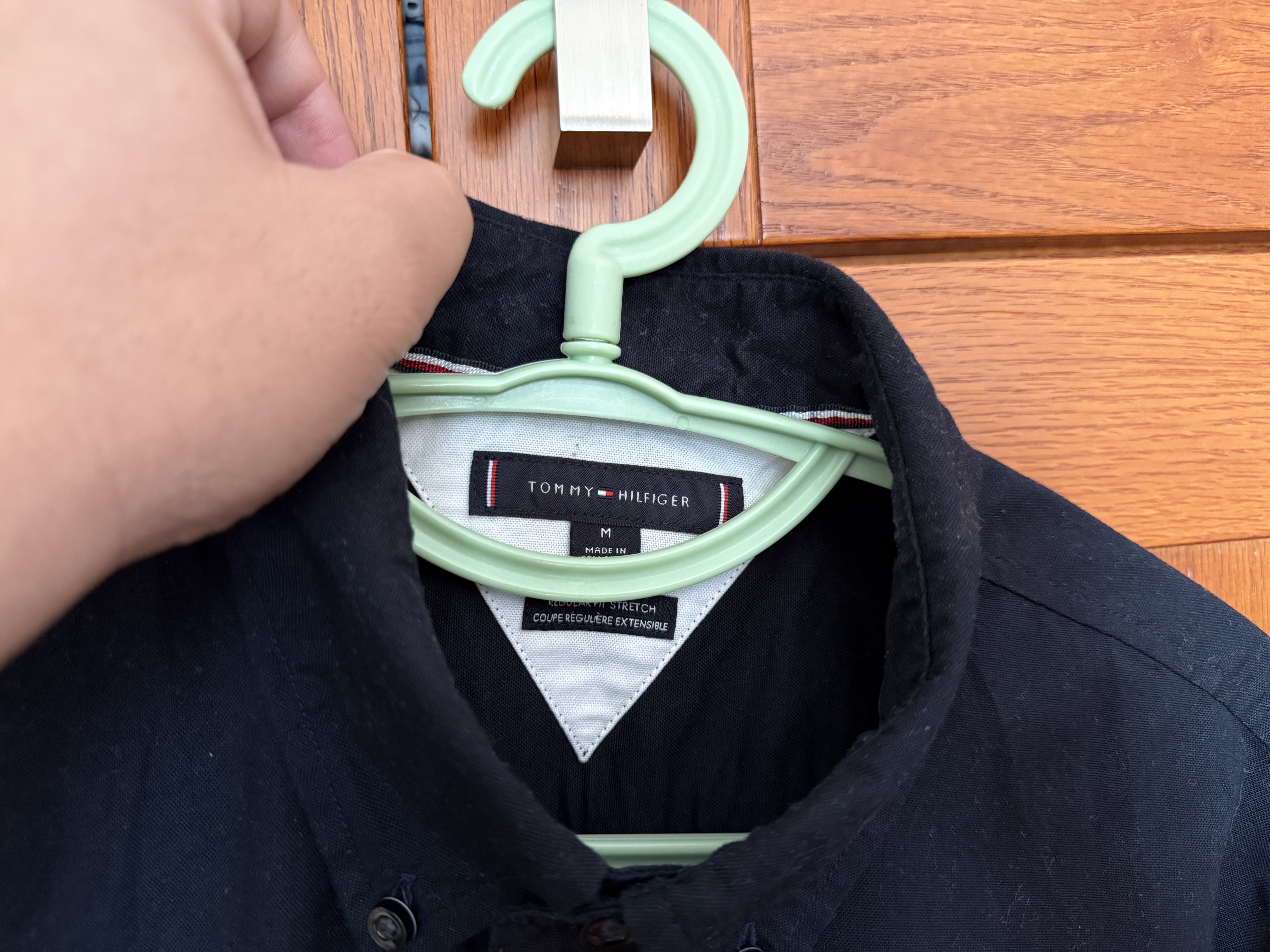Tommy Hilfiger【弹力牛津纺】26秋季新款男女易打理透气轻量纯色长袖衬衫外套 【纯色牛津纺】深蓝色FAP M （推荐：135-150斤） 实拍图