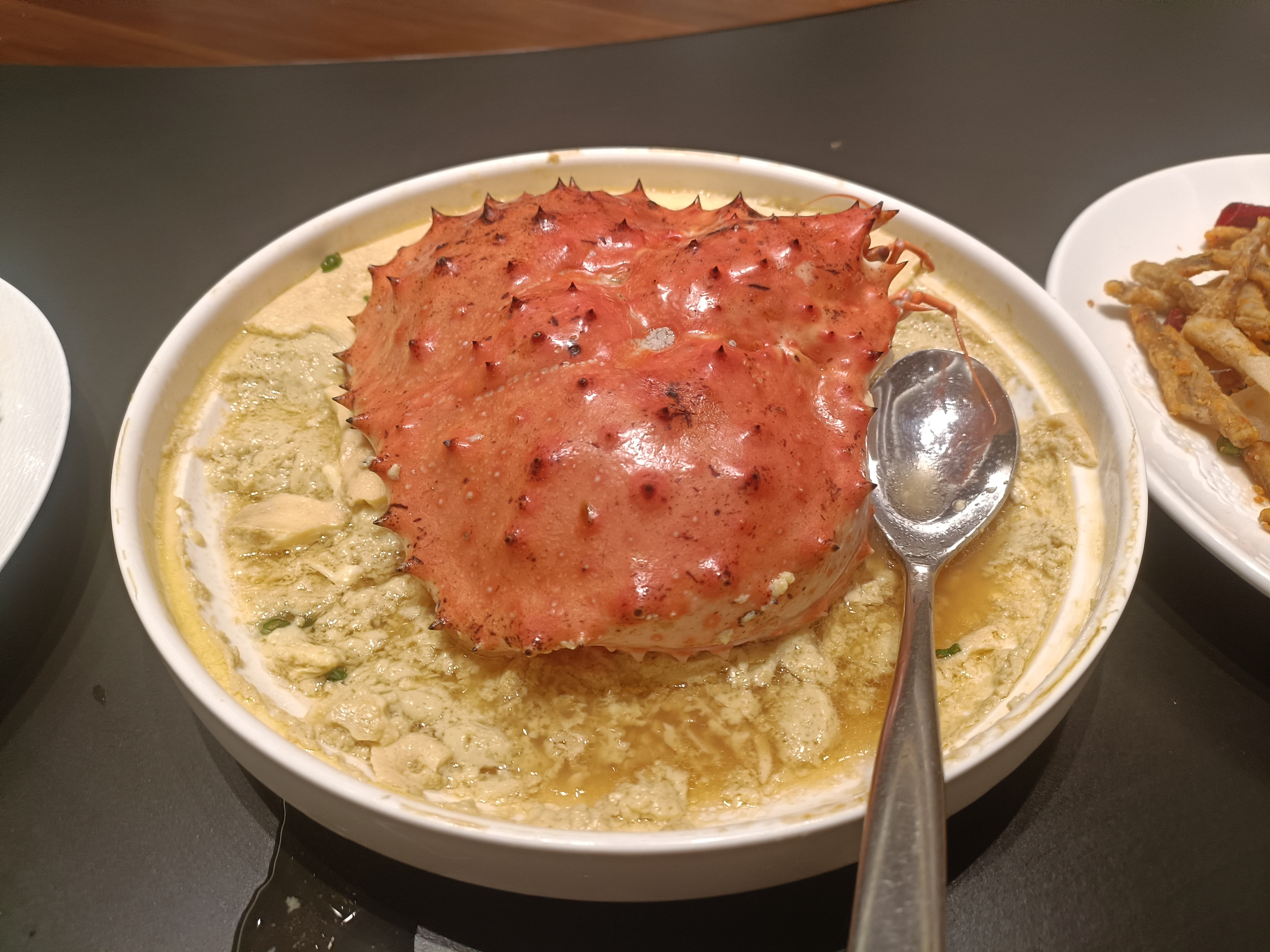 奶油风陶瓷泡面碗家用带盖保鲜饭碗可微波炉学生手柄碗上班便当盒 （黑白色）6英寸泡面碗+透明盖 实拍图