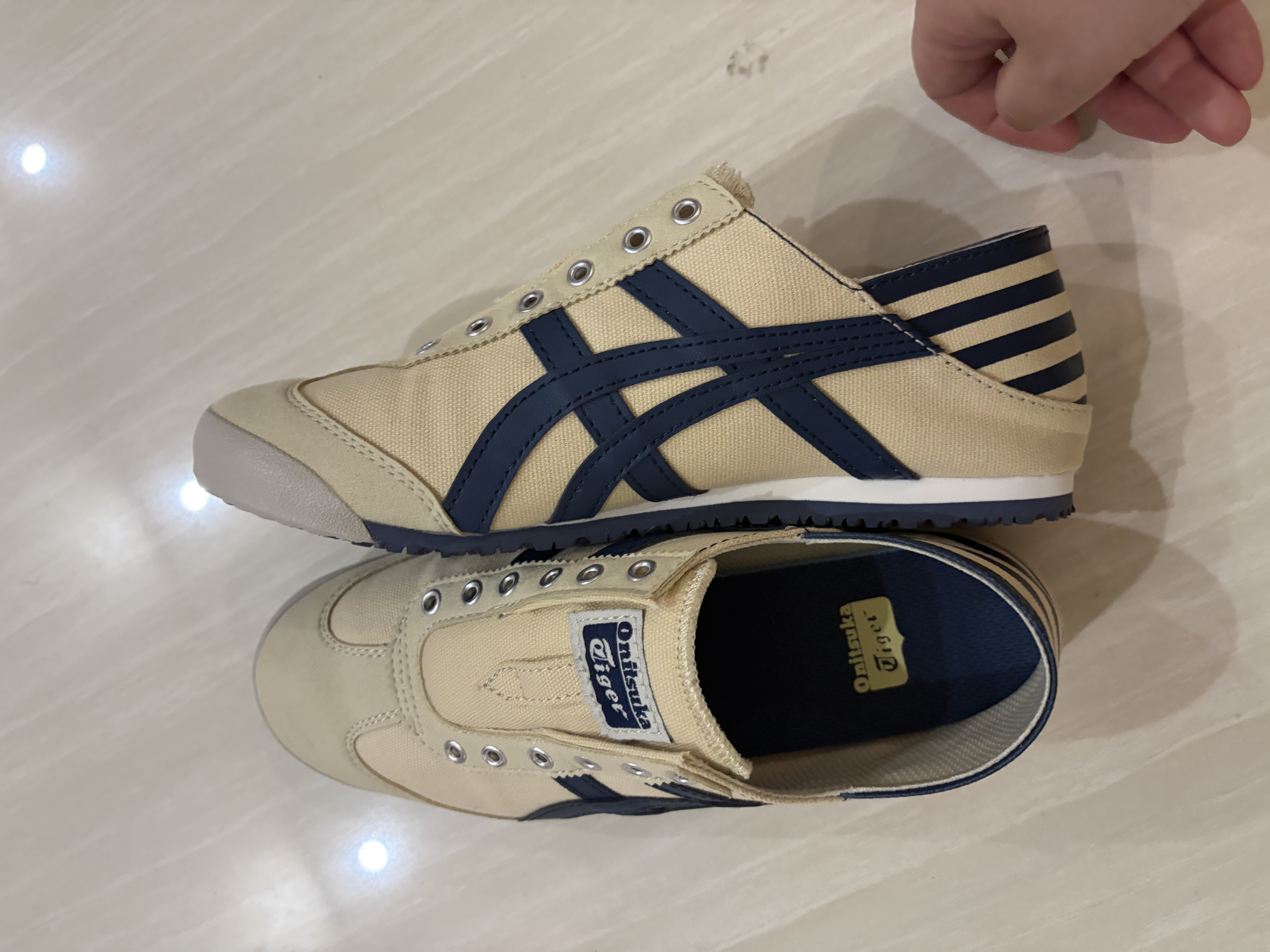 春夏鬼冢虎男女鞋Tiger一脚蹬懒人鞋休闲帆布鞋透气运动情侣鞋 一脚蹬米深蓝 39.5 实拍图