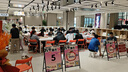 爱展示户外kt板展示架立式落地式广告牌餐饮门店宣传水牌定制招聘海报架 【冲量促销】单面手提60*80空架 实拍图