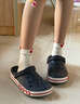 卡骆驰（CROCS）贝雅卡骆班洞洞鞋轻便耐磨一脚蹬休闲鞋女鞋时尚沙滩鞋|205089 深蓝/辣椒红-4CC 39 (240mm) 实拍图
