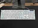 银雕(YINDIAO) K500键盘彩包升级版 机械手感 游戏背光电竞办公 USB外接 全尺寸 白蓝双拼混光有线键盘 实拍图