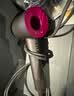 戴森（DYSON）HD15 高速吹风机 Dyson Supersonic 电吹风 负离子 速干护发 多风嘴 礼物推荐 HD15紫红色 实拍图