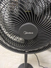 美的（Midea） 电风扇 家用风扇7叶落地扇立式轻音节能大风量电扇台扇迷你扇台立两用转页扇空气循环扇安静低音 语音遥控丨4段高度 3重飓风·SAI30AN 家用落地扇 实拍图