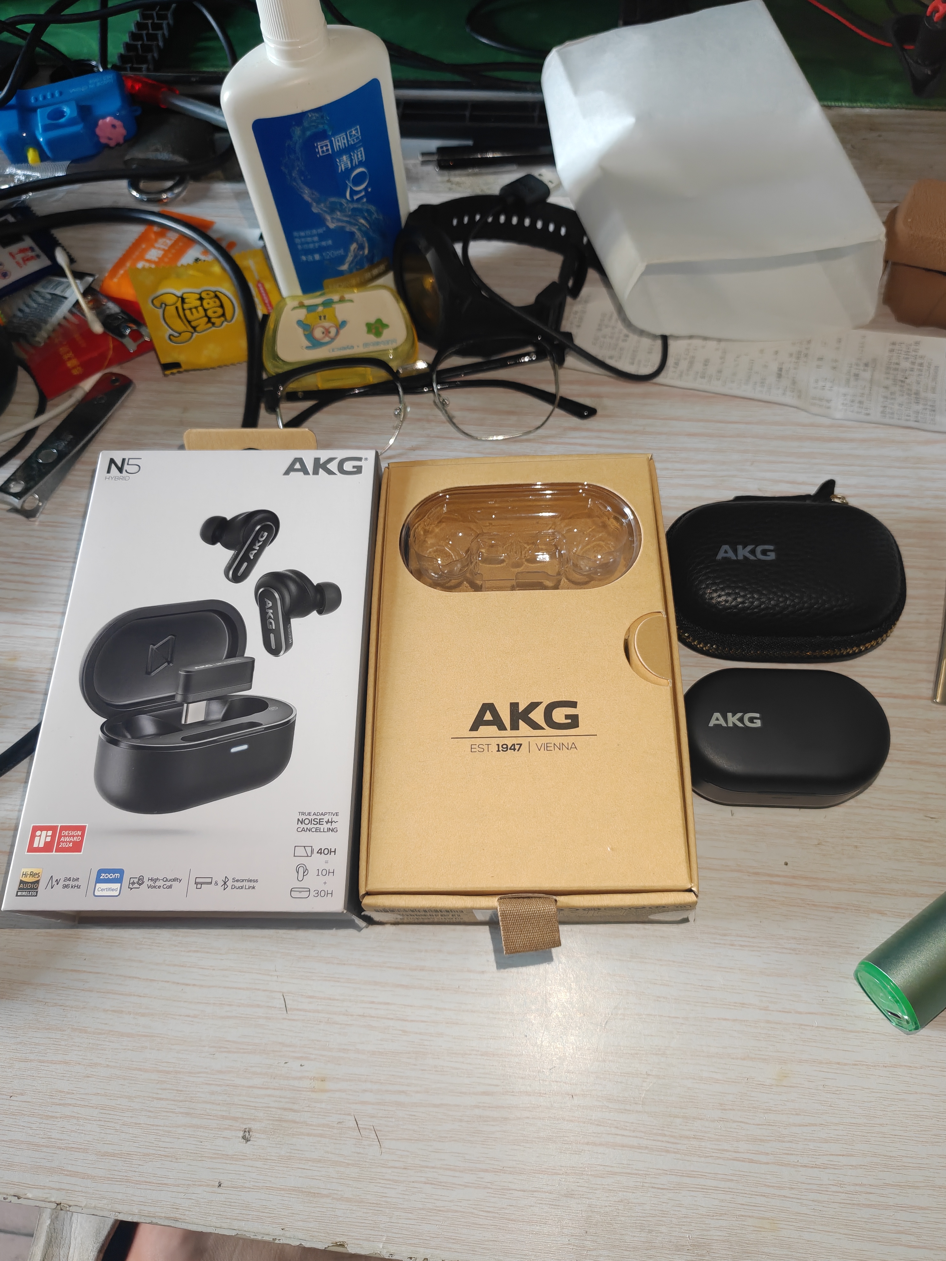 爱科技（AKG）N5无线蓝牙耳机入耳式 主动降噪耳塞睡眠耳机 游戏音乐耳机 适用2026最新款苹果华为超长续航 黑色 实拍图
