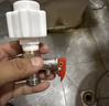 鲸万荟通用热水器防电墙 外置防漏电触电 小厨宝壁挂炉隔电墙保护配件  2个装 W871 实拍图
