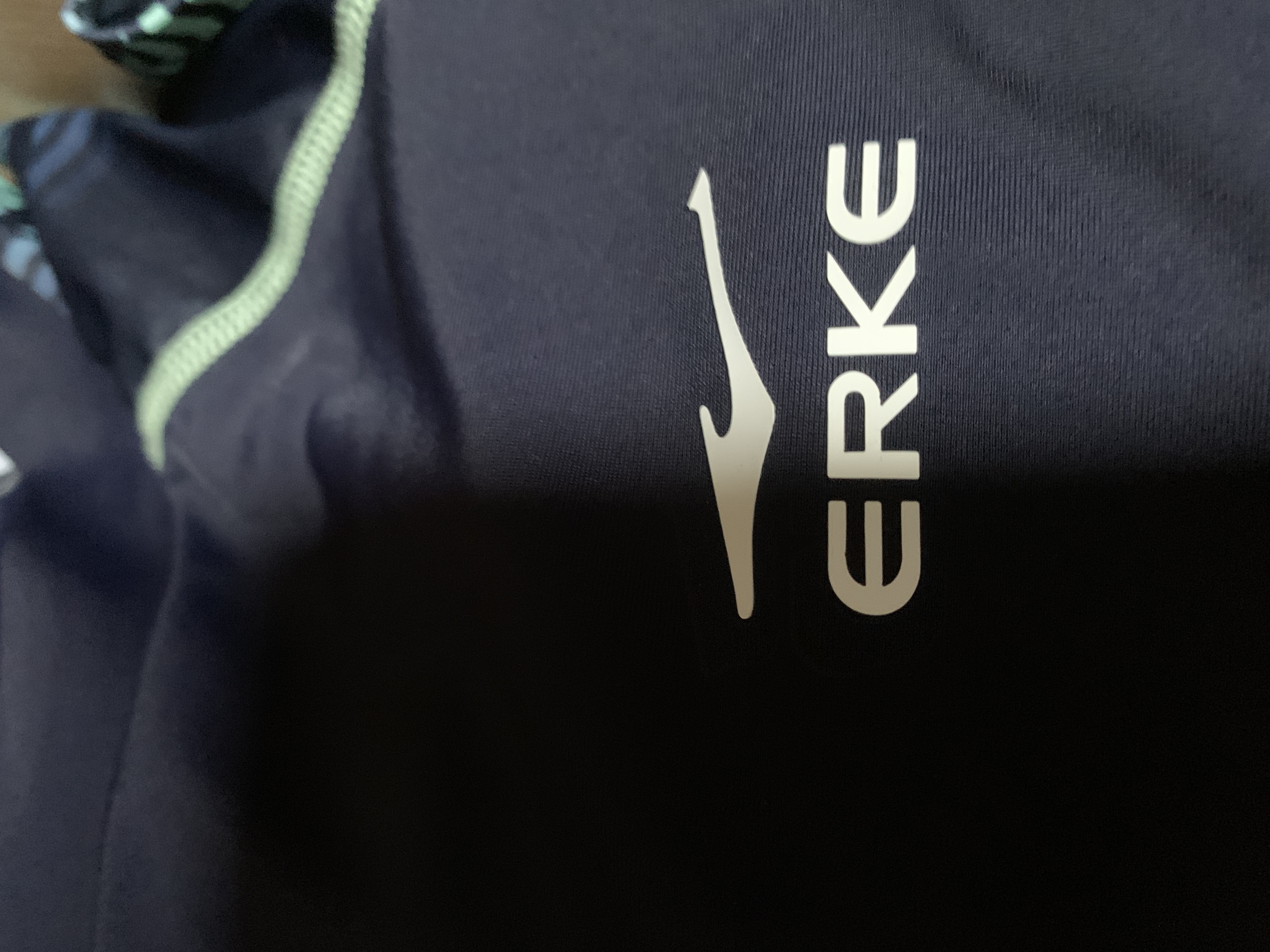 鸿星尔克（ERKE）男士分体泳衣泳裤套装短袖防尴尬青少年学生游泳衣泡温泉泳衣男 实拍图