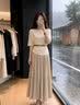 雪妃蓝琪（XUEFEILANQI）连衣裙子新款2026夏季女装高级感绝美穿搭一整套气质衣服漂亮套装 白色上衣+卡其裙子【配腰带】 M 实拍图