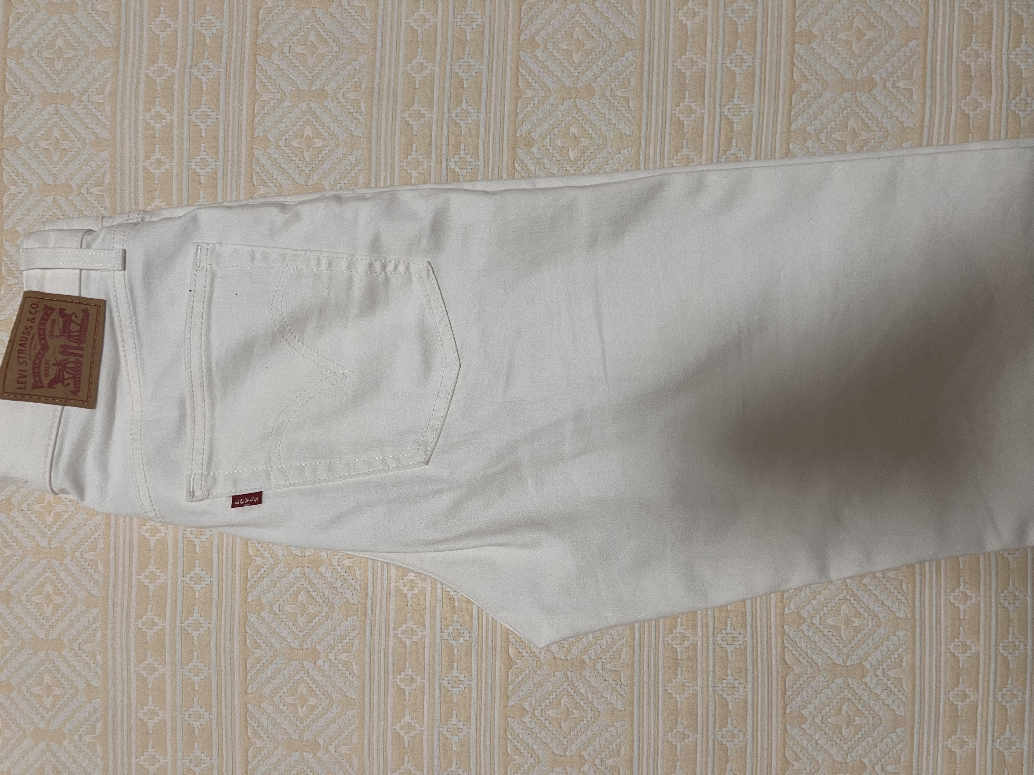 Levi's李维斯女士美式RIBCAGE直筒显瘦白色牛仔长裤 白色 29 (27) 偏小一码 实拍图