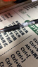 得力（deli）S01中性笔签字笔 0.5mm子弹头经典办公按动笔水笔 黑色 30支/盒 33489 实拍图