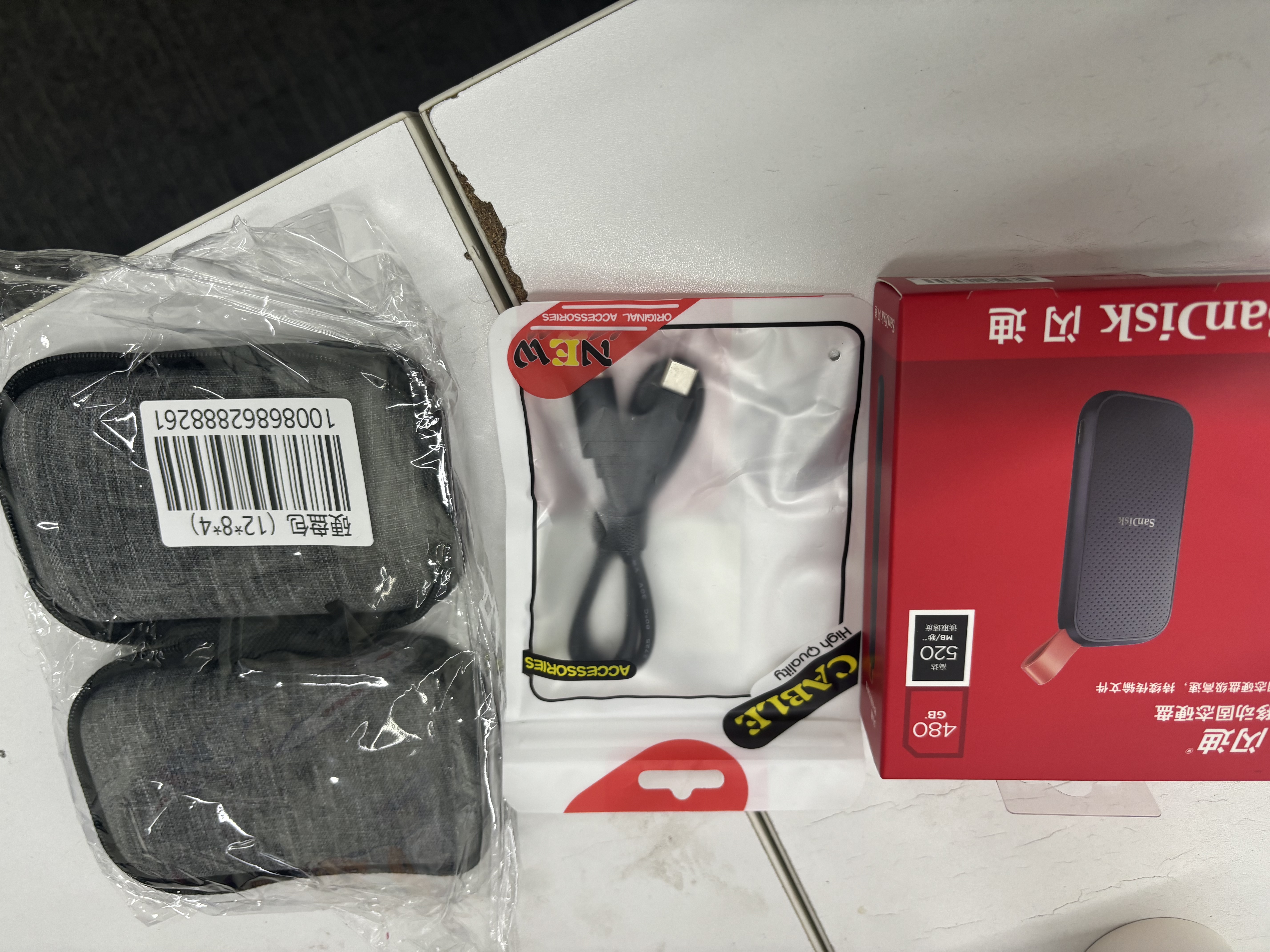 Sandisk闪迪 移动固态硬盘E30小巧便携Type-C接口高速SSD存储USB3.2Gen2 E30-480G黑色标准版 实拍图
