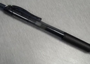 uni三菱【热门商品】 uni-ball UMN-105按动黑色中性笔0.5mm黑笔签字笔商务学生考试专用水性笔 1支 实拍图