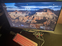 微星（MSI）白刃X32 MAG 274QRFW X32 27英寸2K320Hz HDR400 0.5msGTG 2K240Hz 快速IPS 白色游戏电竞显示器 实拍图
