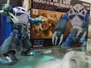 万代（BANDAI）HGUC 006 量产型魔蟹 蓝魔蟹 高达 拼装模型 实拍图