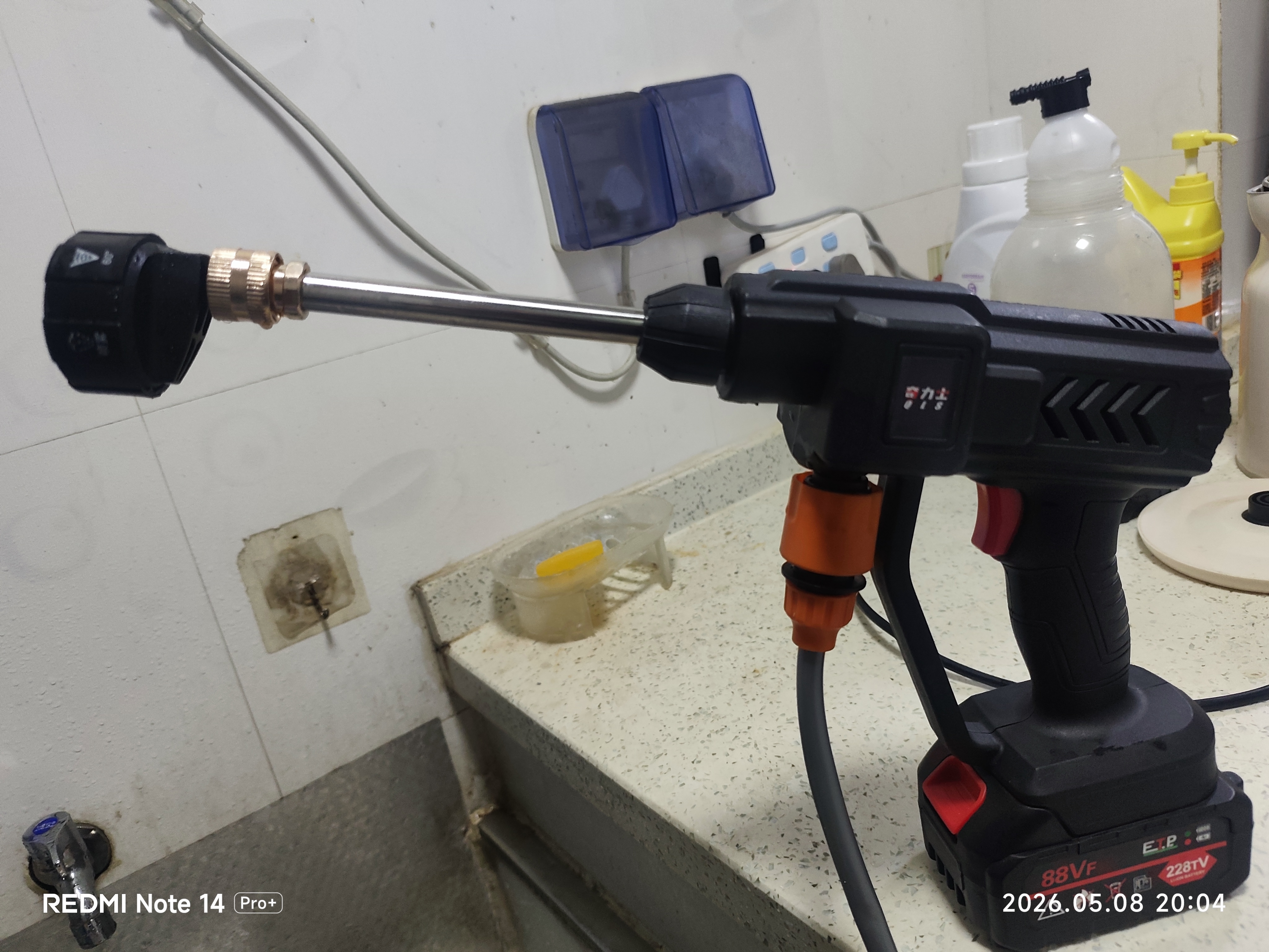 奇力士德国洗车水枪高压家用洗车水喷枪高压水枪冲洗车机无线锂电大功率 580W 六档水压铜电机【单电10节】5米管+礼包 德系顶配家用洗车浇花清洗庭院洗空调喷农药强力洗地 实拍图